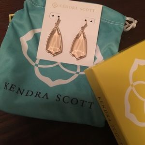 Kendra Scott Carla Earrings
